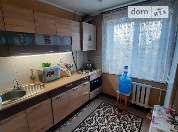 Продажа трехкомнатной квартиры в Хмельницком, на ул. Хмельницкого Богдана район Загот Зерно фото 1 Продажа трехкомнатной квартиры в Хмельницком, на ул. Хмельницкого Богдана район Загот Зерно фото 1