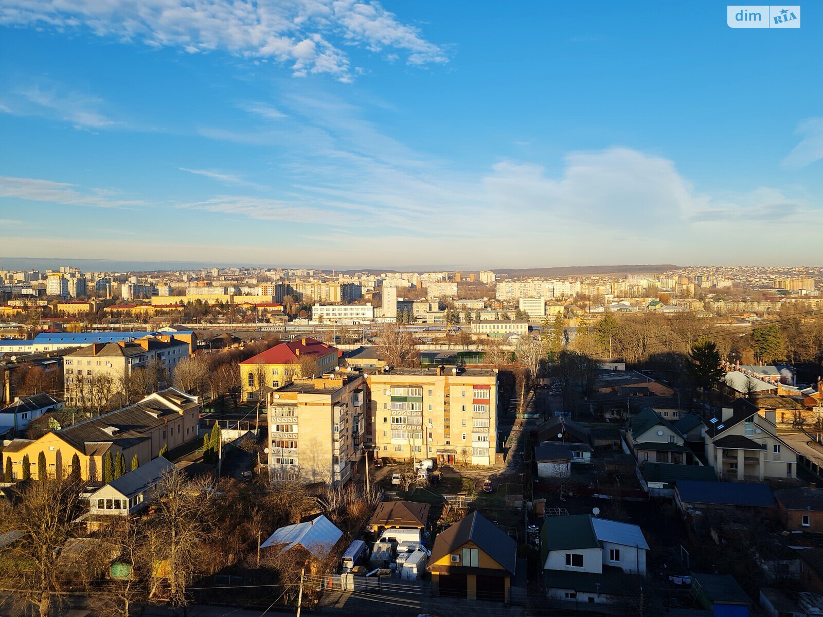 Продажа трехкомнатной квартиры в Хмельницком, на ул. Пилотская, район Загот Зерно фото 1