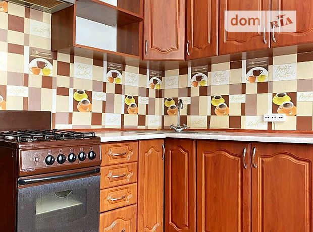 Продажа трехкомнатной квартиры в Хмельницком, на ул. Пилотская район Загот Зерно фото 1 Продажа трехкомнатной квартиры в Хмельницком, на ул. Пилотская район Загот Зерно фото 1