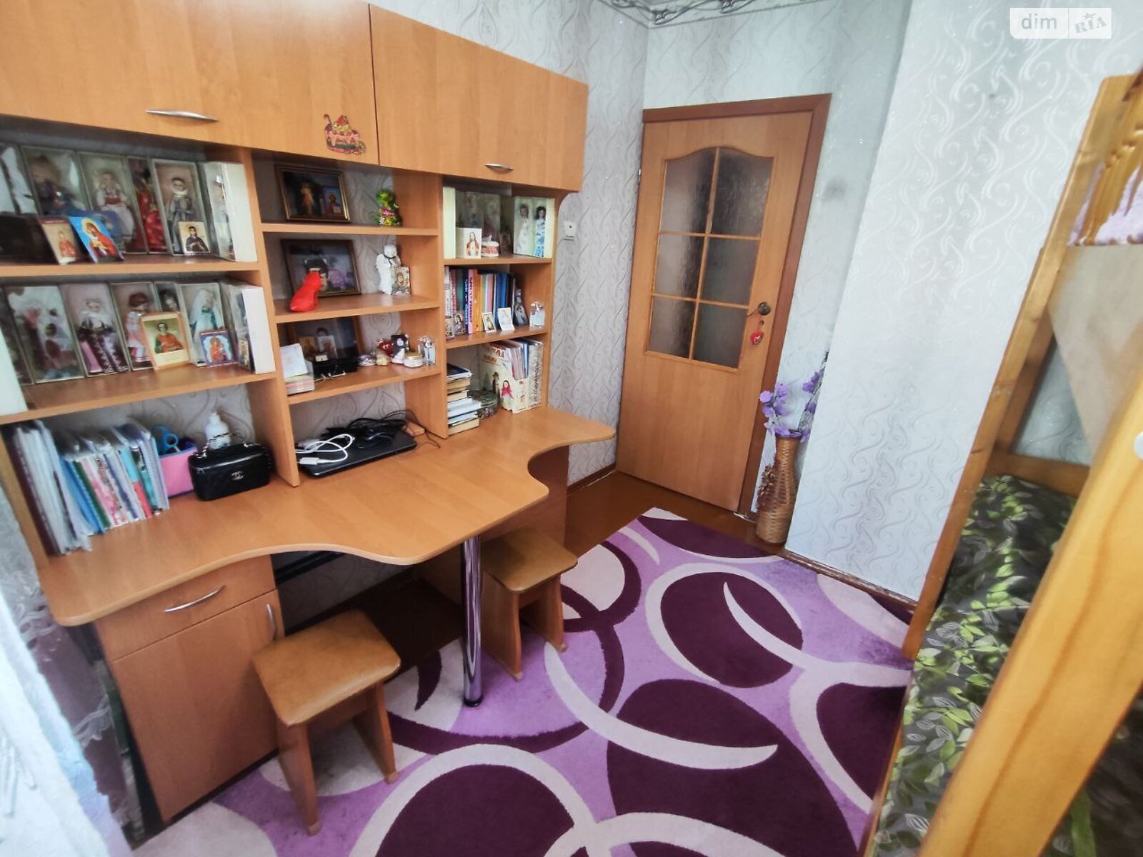 Продажа трехкомнатной квартиры в Хмельницком, на ул. Пилотская 53, район Загот Зерно фото 1 Продажа трехкомнатной квартиры в Хмельницком, на ул. Пилотская 53, район Загот Зерно фото 1
