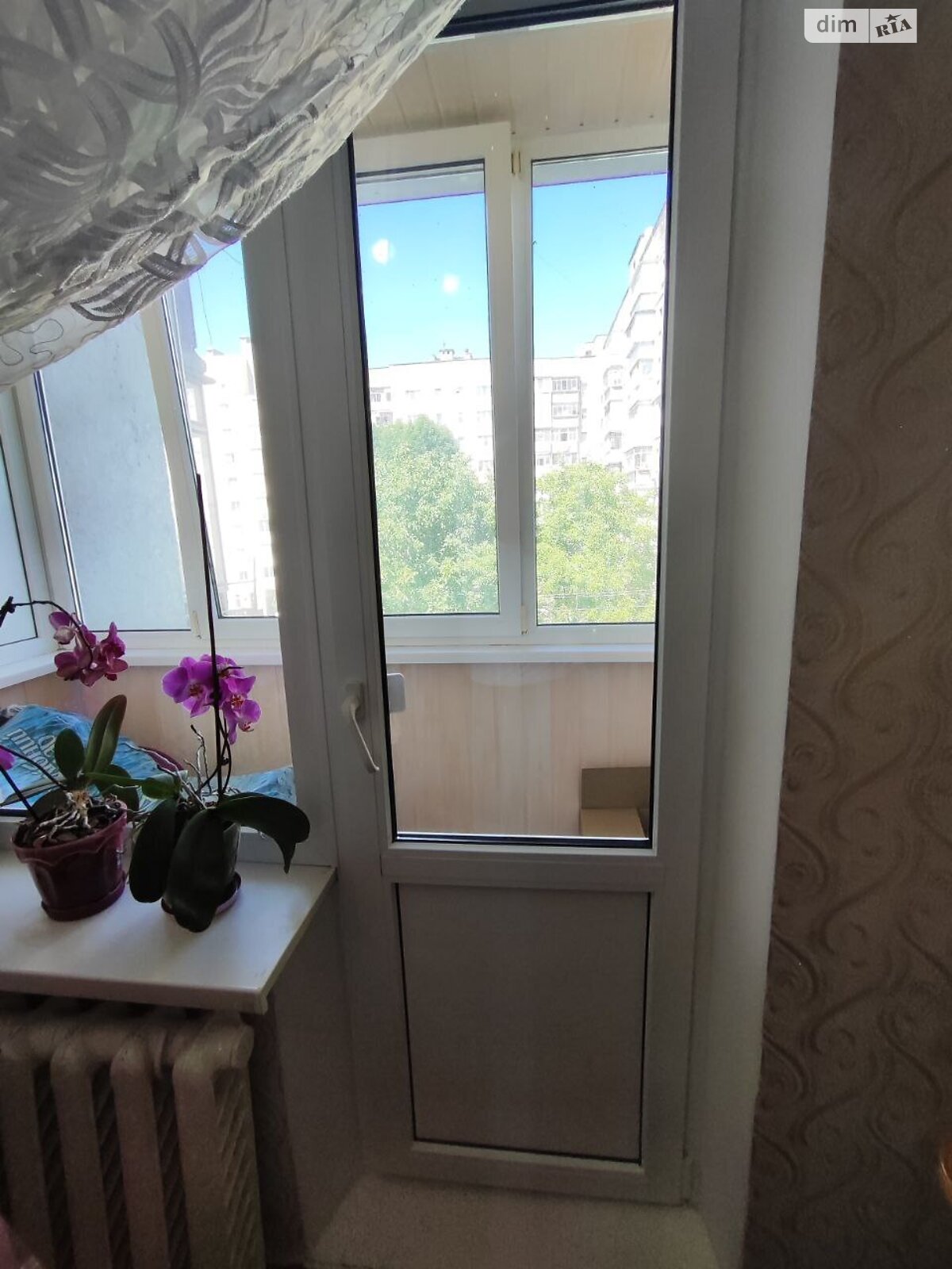 Продажа трехкомнатной квартиры в Хмельницком, на ул. Пилотская 53, район Загот Зерно фото 1 Продажа трехкомнатной квартиры в Хмельницком, на ул. Пилотская 53, район Загот Зерно фото 1