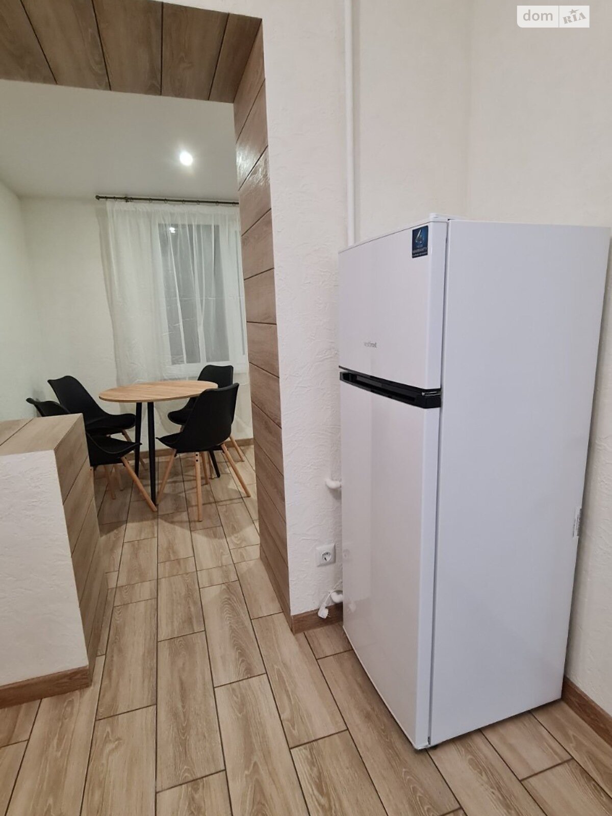 Продажа трехкомнатной квартиры в Хмельницком, на ул. Спортивная 41, район Загот Зерно фото 1 Продажа трехкомнатной квартиры в Хмельницком, на ул. Спортивная 41, район Загот Зерно фото 1