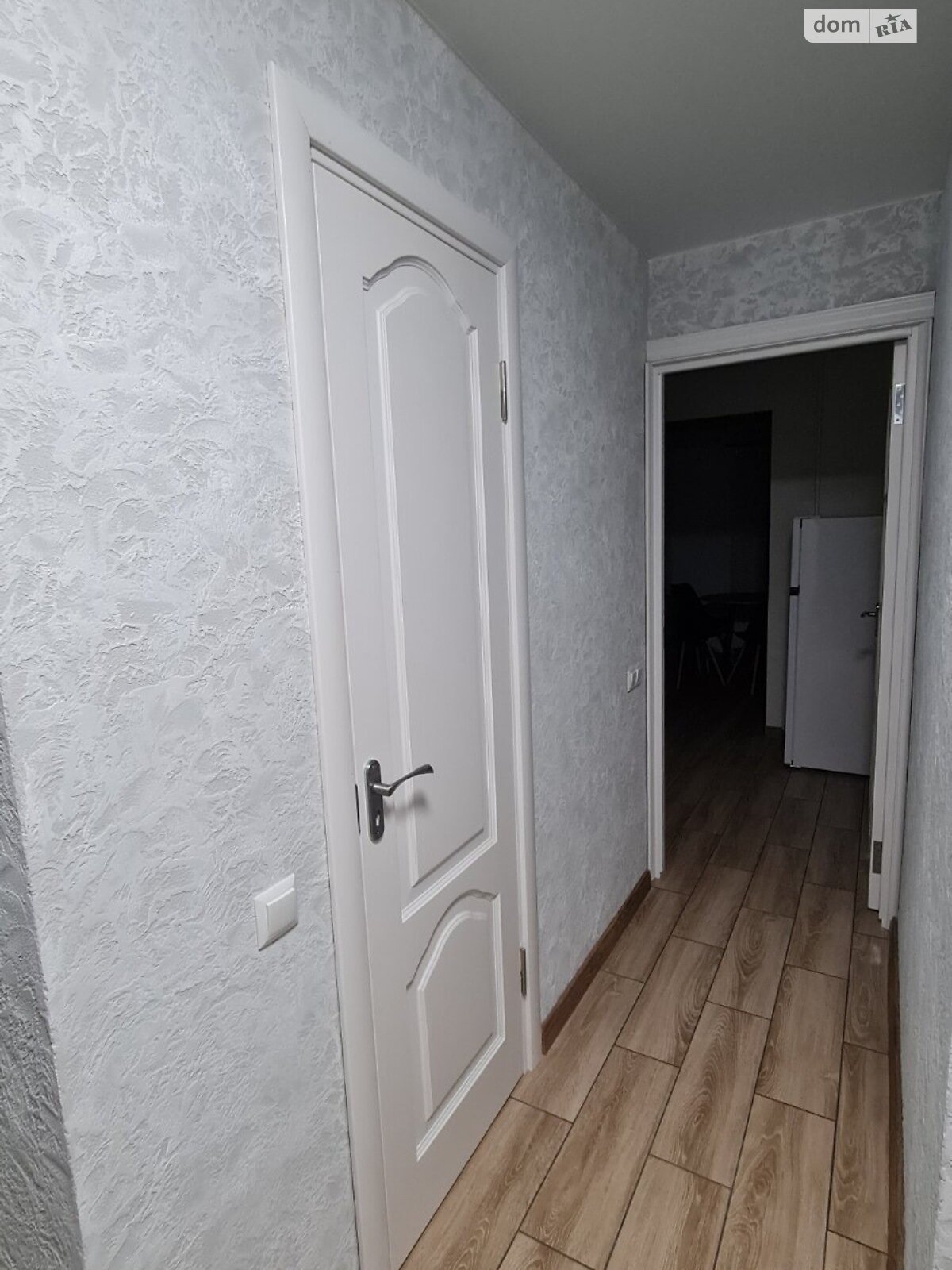 Продажа трехкомнатной квартиры в Хмельницком, на ул. Спортивная 41, район Загот Зерно фото 1 Продажа трехкомнатной квартиры в Хмельницком, на ул. Спортивная 41, район Загот Зерно фото 1