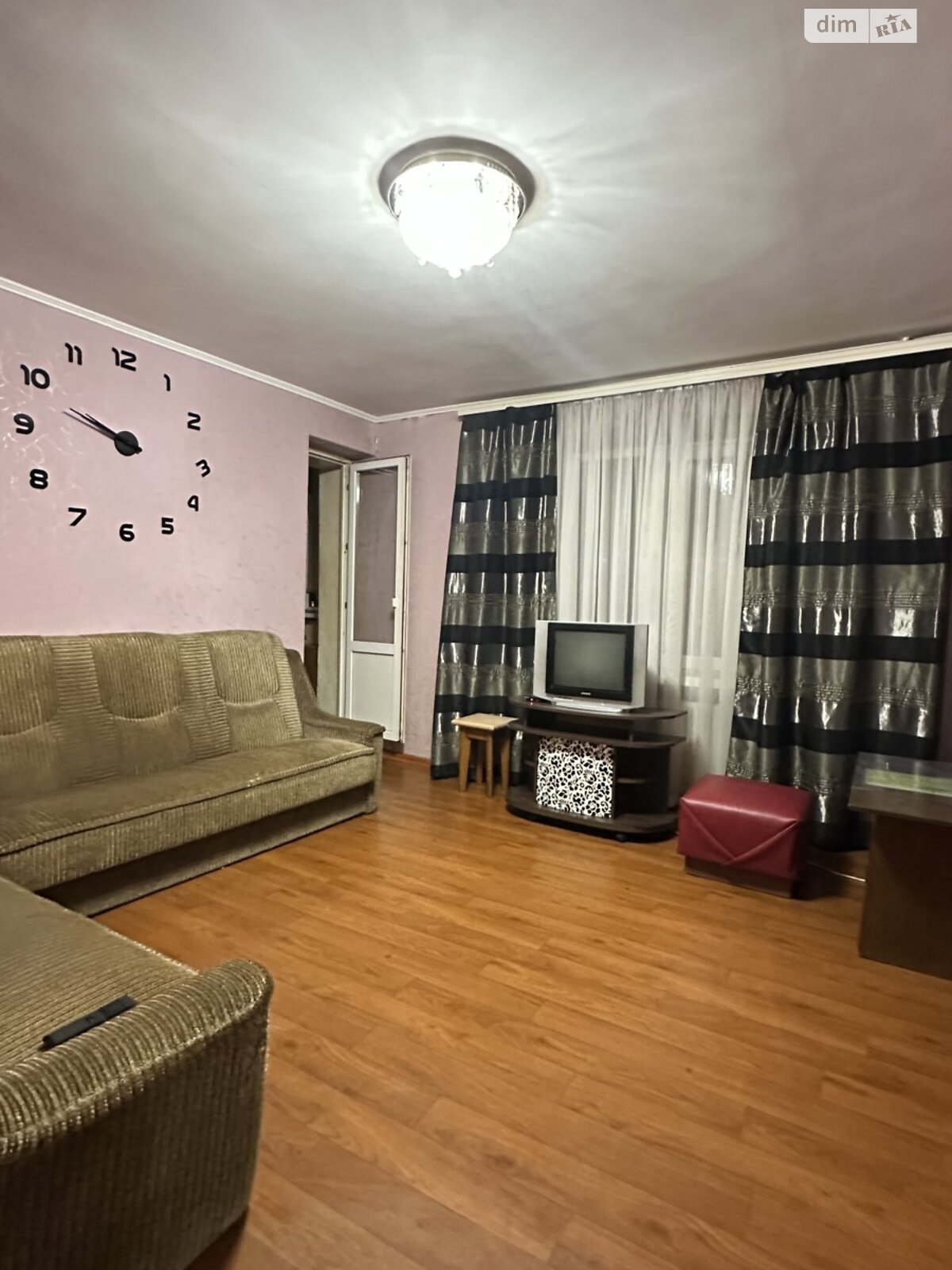 Продаж двокімнатної квартири в Хмельницькому, на вул. Спортивна, район Загот Зерно фото 1 Продаж двокімнатної квартири в Хмельницькому, на вул. Спортивна, район Загот Зерно фото 1