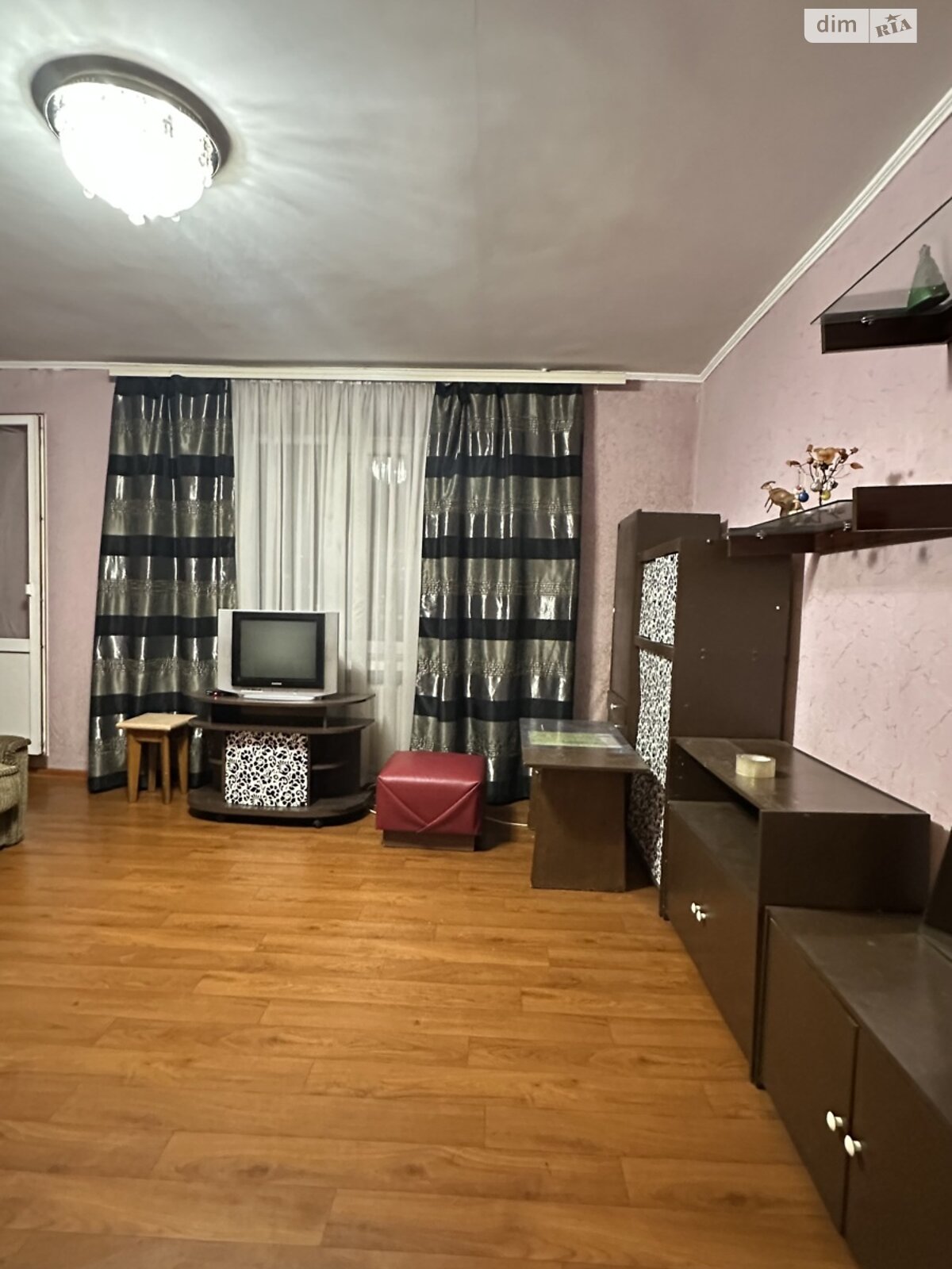 Продаж двокімнатної квартири в Хмельницькому, на вул. Спортивна, район Загот Зерно фото 1 Продаж двокімнатної квартири в Хмельницькому, на вул. Спортивна, район Загот Зерно фото 1