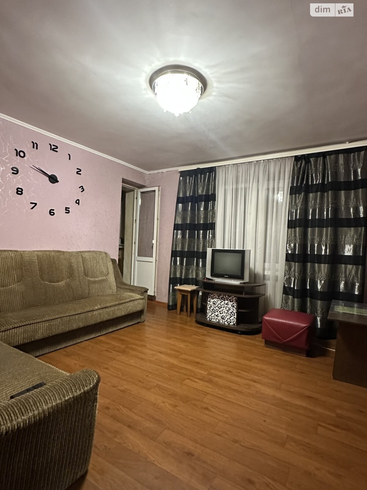 Продаж двокімнатної квартири в Хмельницькому, на вул. Спортивна, район Загот Зерно фото 1 Продаж двокімнатної квартири в Хмельницькому, на вул. Спортивна, район Загот Зерно фото 1