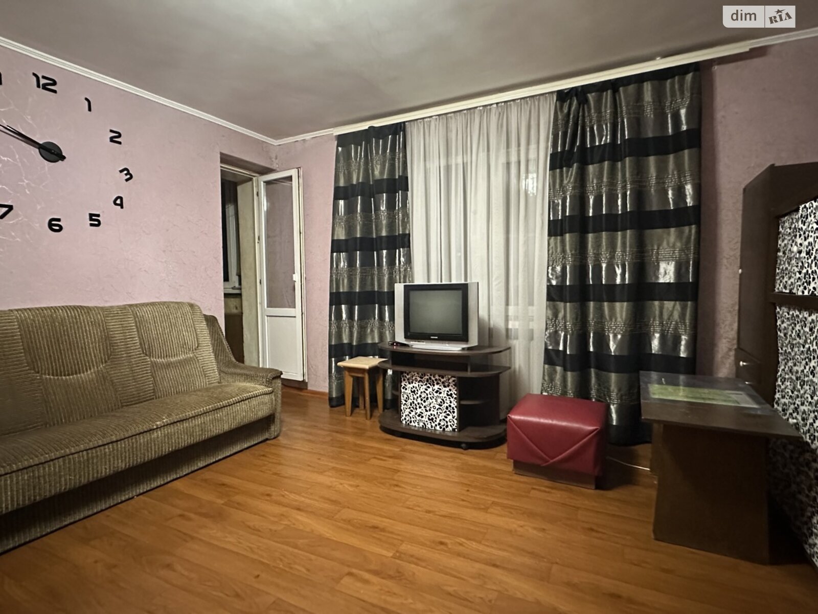 Продаж двокімнатної квартири в Хмельницькому, на вул. Спортивна, район Загот Зерно фото 1 Продаж двокімнатної квартири в Хмельницькому, на вул. Спортивна, район Загот Зерно фото 1