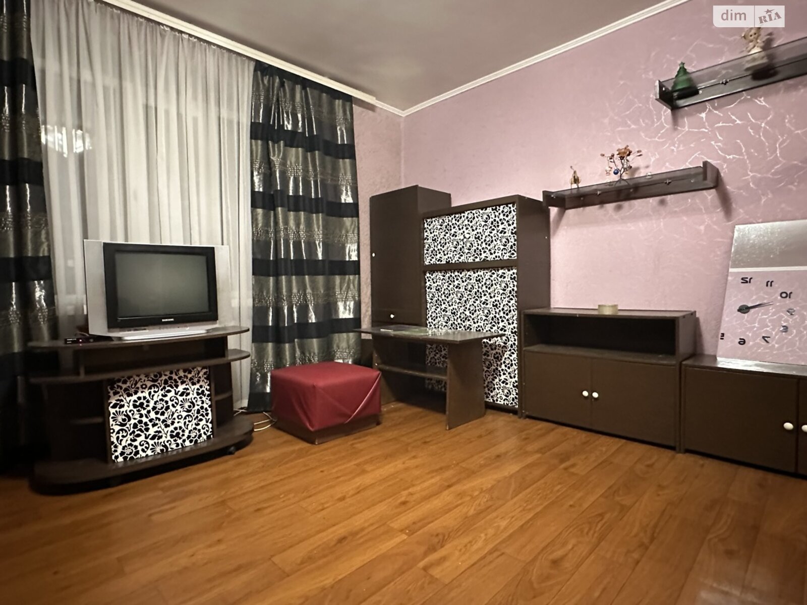 Продаж двокімнатної квартири в Хмельницькому, на вул. Спортивна, район Загот Зерно фото 1 Продаж двокімнатної квартири в Хмельницькому, на вул. Спортивна, район Загот Зерно фото 1