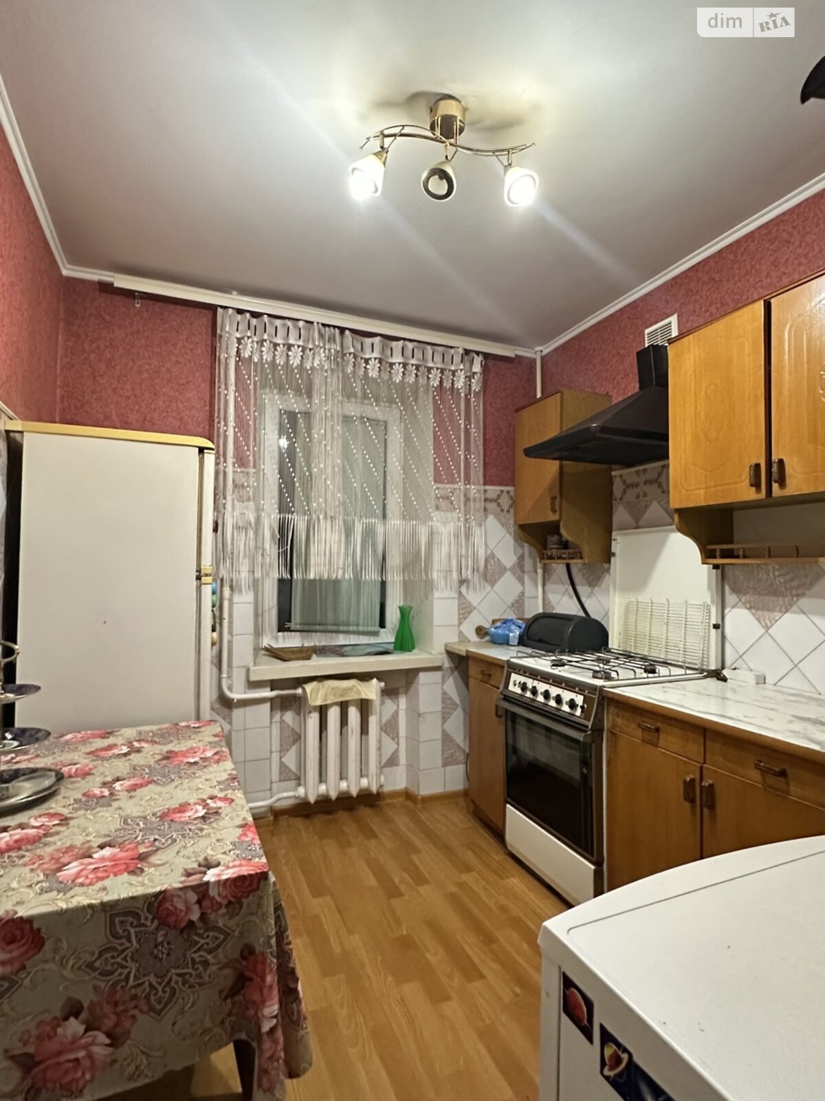 Продаж двокімнатної квартири в Хмельницькому, на вул. Спортивна, район Загот Зерно фото 1 Продаж двокімнатної квартири в Хмельницькому, на вул. Спортивна, район Загот Зерно фото 1