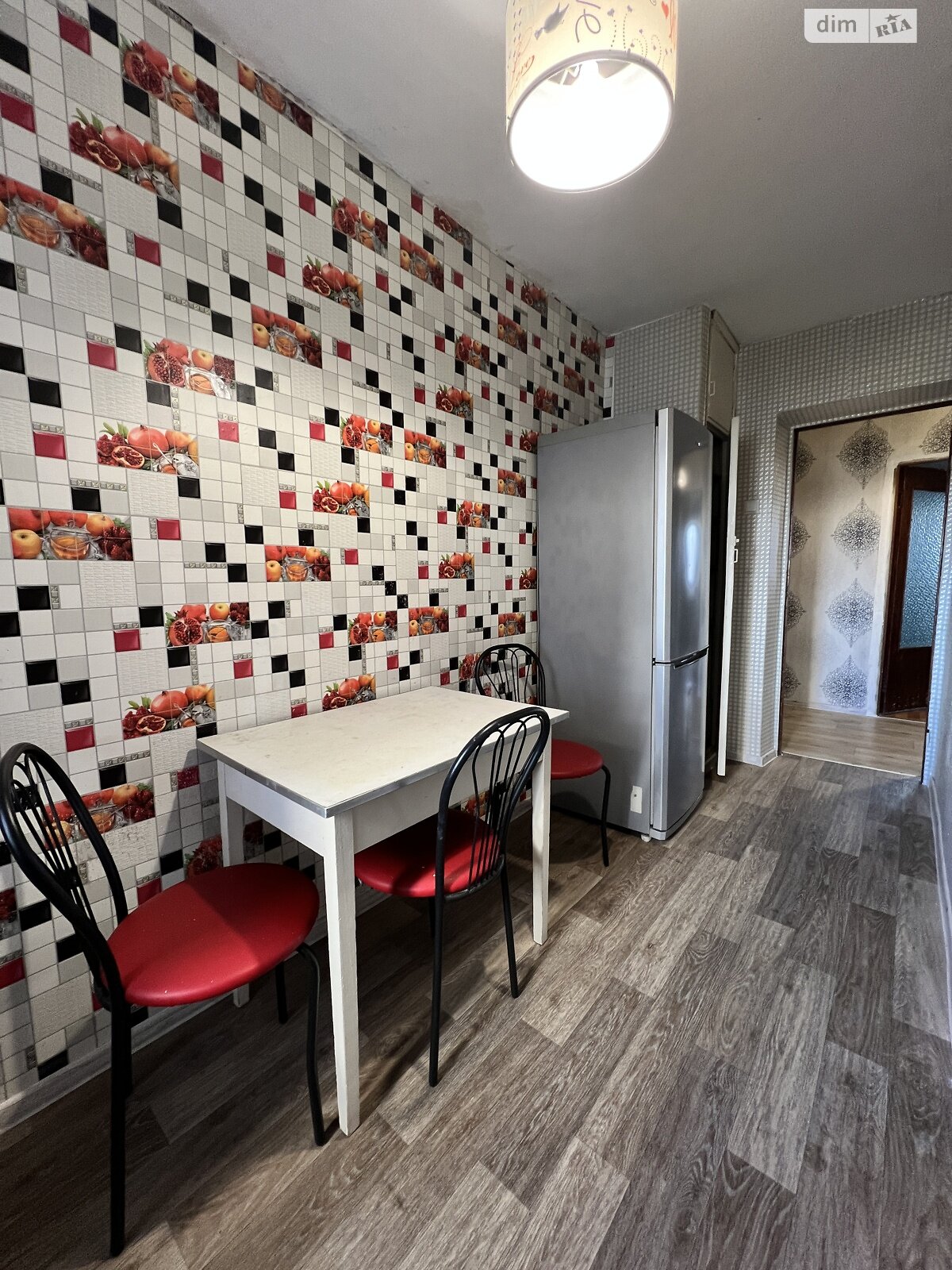 Продажа трехкомнатной квартиры в Хмельницком, на ул. Спортивная 40, кв. 3, район Загот Зерно фото 1