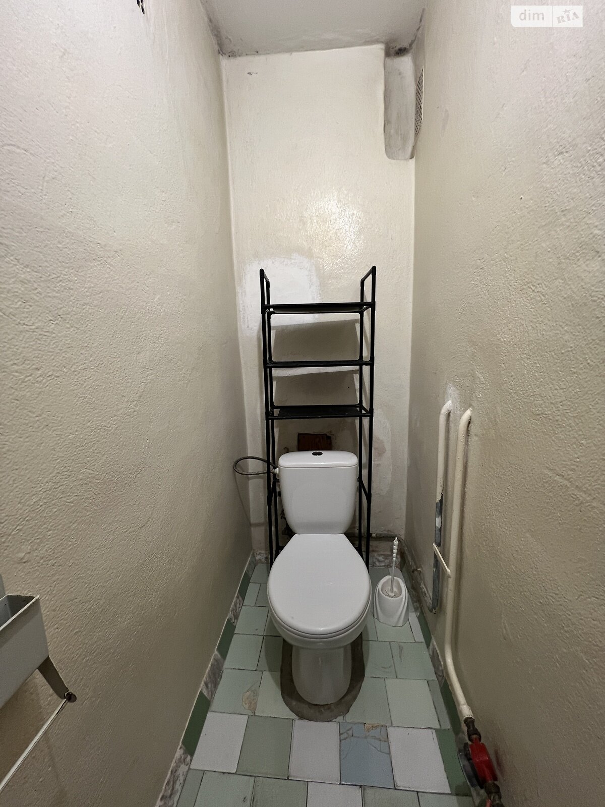 Продажа трехкомнатной квартиры в Хмельницком, на ул. Спортивная 40, кв. 3, район Загот Зерно фото 1