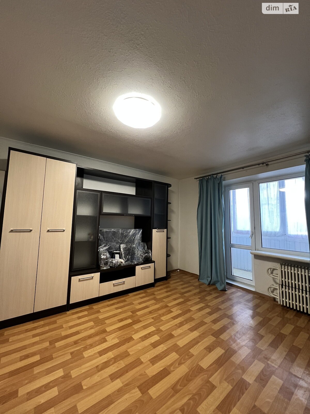 Продажа трехкомнатной квартиры в Хмельницком, на ул. Спортивная 40, кв. 3, район Загот Зерно фото 1