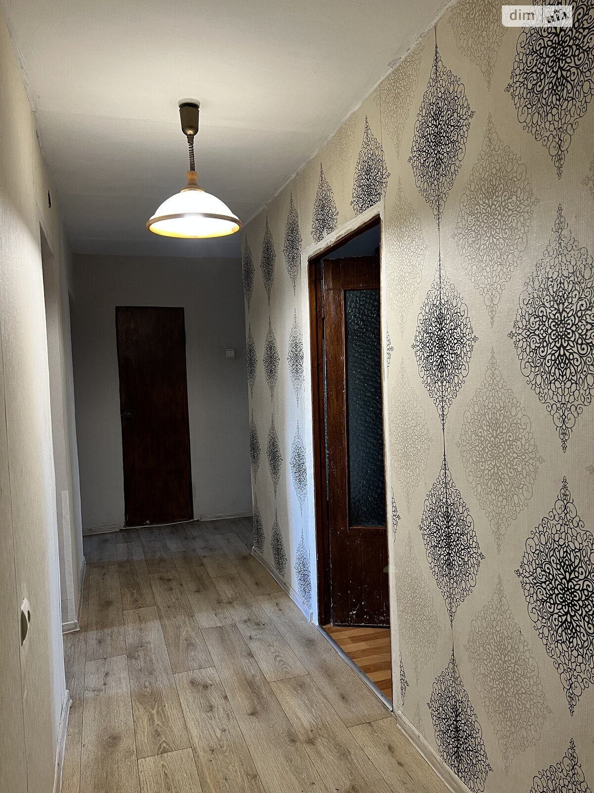 Продажа трехкомнатной квартиры в Хмельницком, на ул. Спортивная 40, кв. 3, район Загот Зерно фото 1