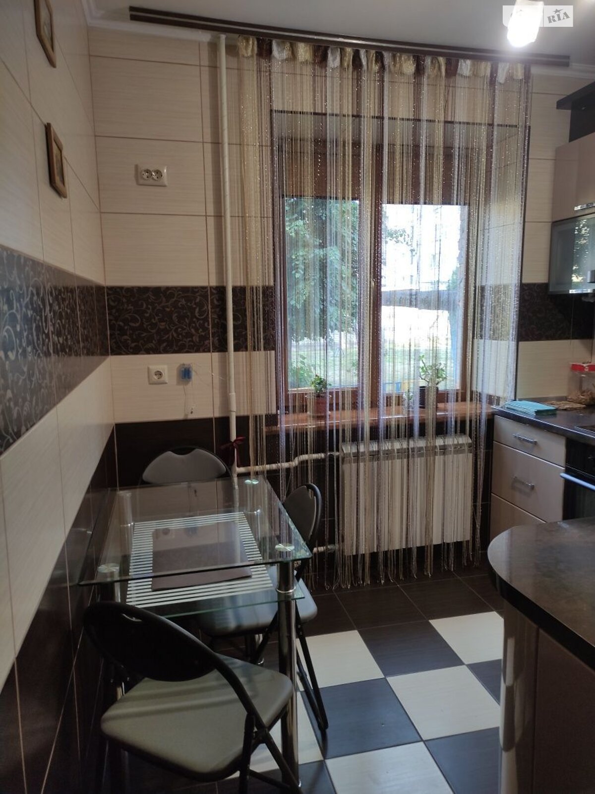 Продажа трехкомнатной квартиры в Хмельницком, на ул. Трудовая, район Загот Зерно фото 1