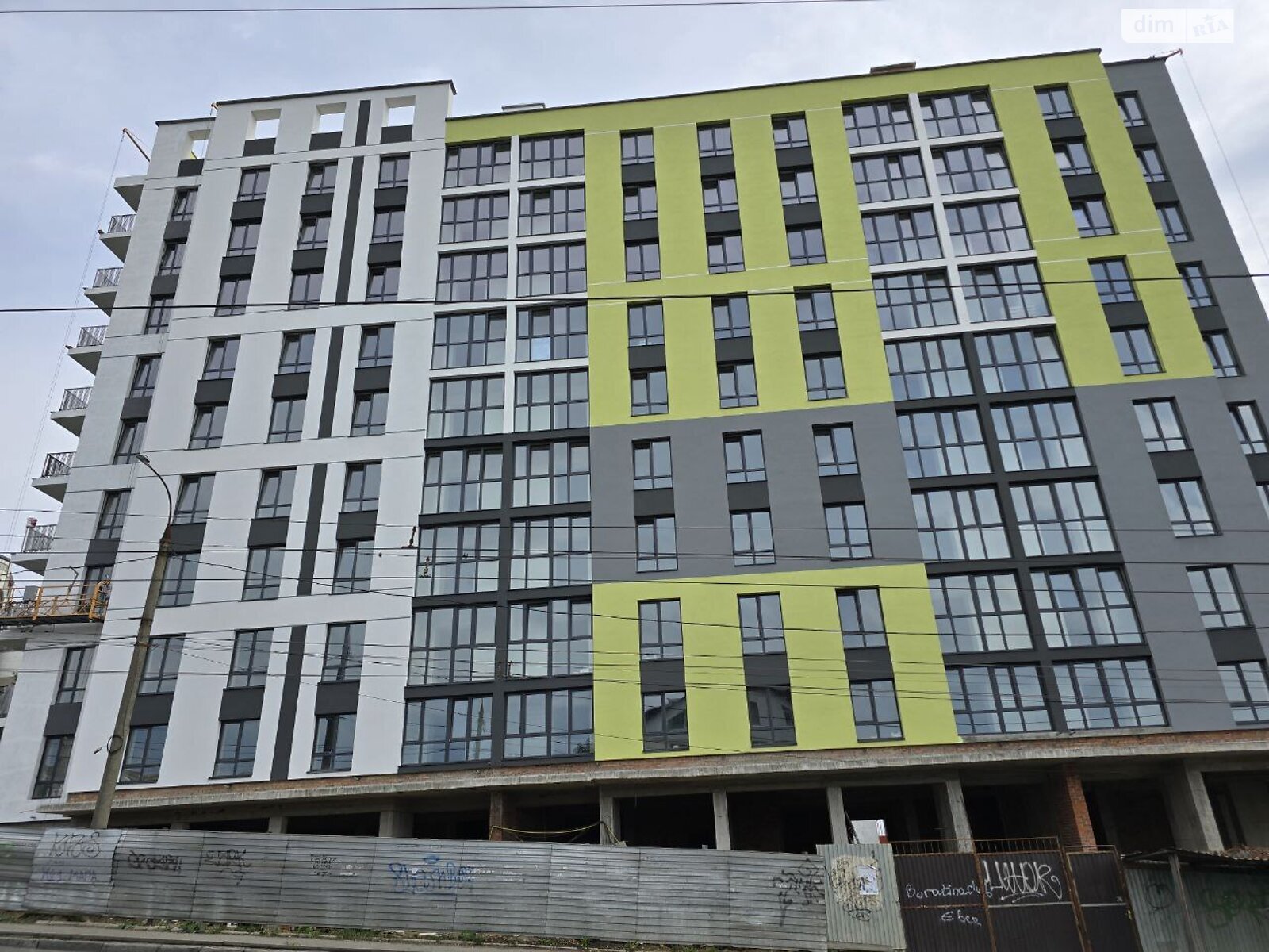 Продаж двокімнатної квартири в Хмельницькому, на вул. Степана Бандери 36, район Заріччя фото 1 Продаж двокімнатної квартири в Хмельницькому, на вул. Степана Бандери 36, район Заріччя фото 1