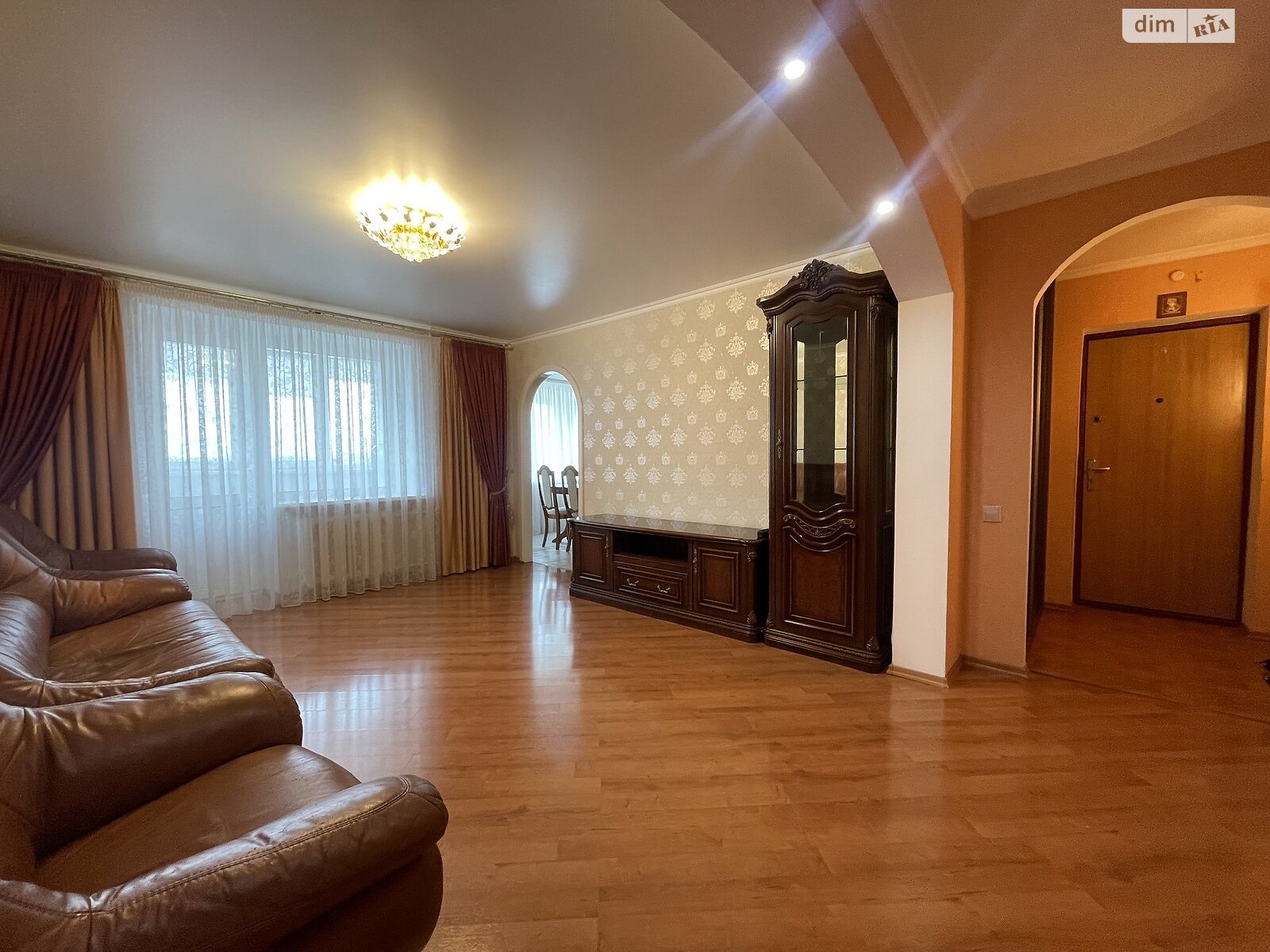 Продаж трикімнатної квартири в Хмельницькому, на вул. Мазура Миколи, район Заріччя фото 1 Продаж трикімнатної квартири в Хмельницькому, на вул. Мазура Миколи, район Заріччя фото 1