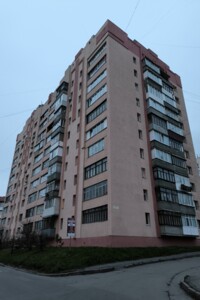 Продажа трехкомнатной квартиры в Хмельницком, на ул. Степана Бандеры 5, район Заречье фото 2