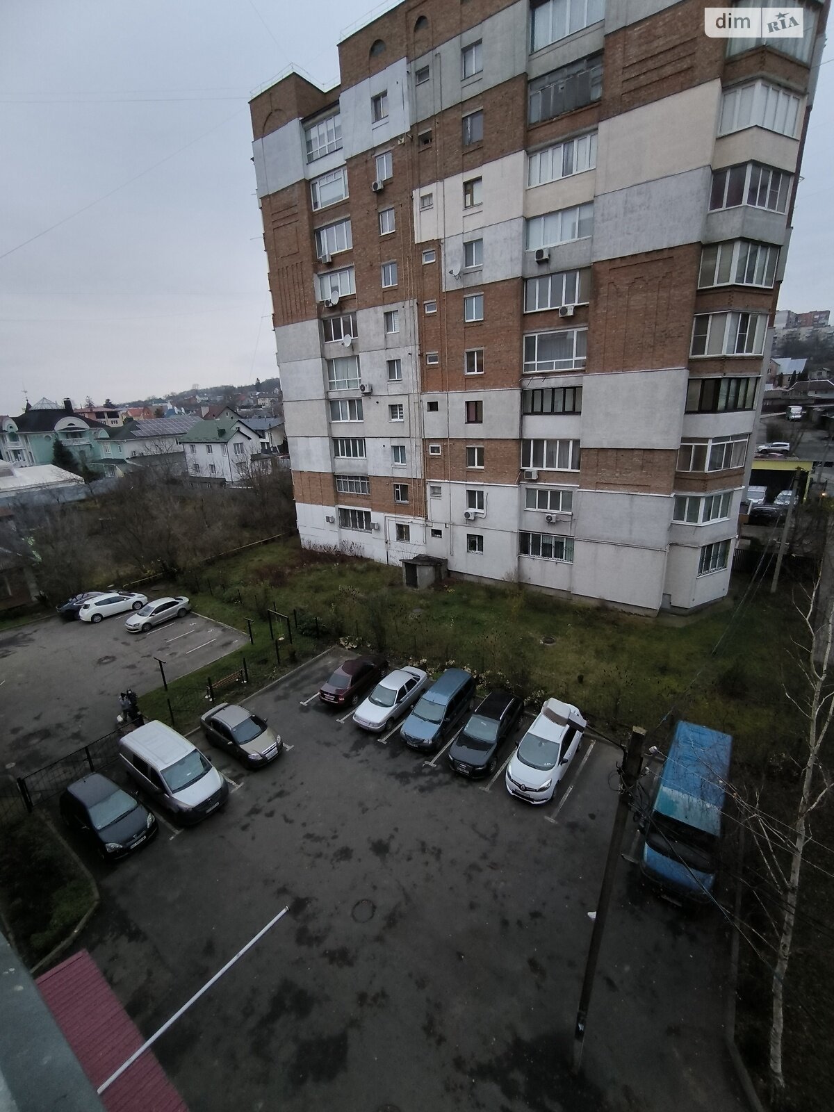 Продажа трехкомнатной квартиры в Хмельницком, на ул. Степана Бандеры 5, район Заречье фото 1