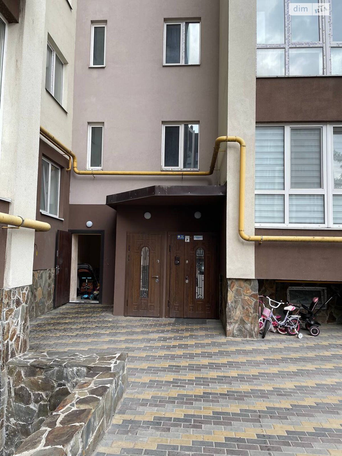 Продаж трикімнатної квартири в Ходосівкі, на вул. Феодосія Печерського 18, фото 1 Продаж трикімнатної квартири в Ходосівкі, на вул. Феодосія Печерського 18, фото 1