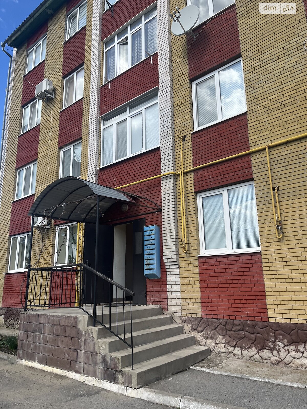 Продаж двокімнатної квартири в Хотині, на вул. О. Кобилянської 3, кв. 7, фото 1
