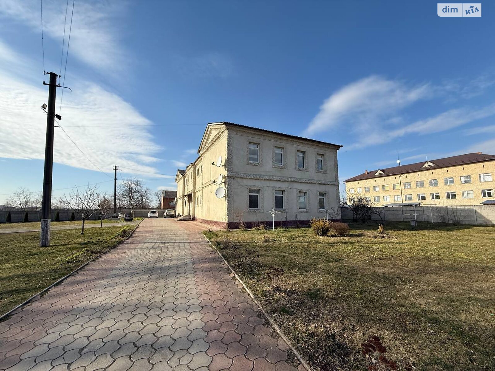 Продаж трикімнатної квартири в Хотині, на вул. Свято-Покровська 136, фото 1 Продаж трикімнатної квартири в Хотині, на вул. Свято-Покровська 136, фото 1