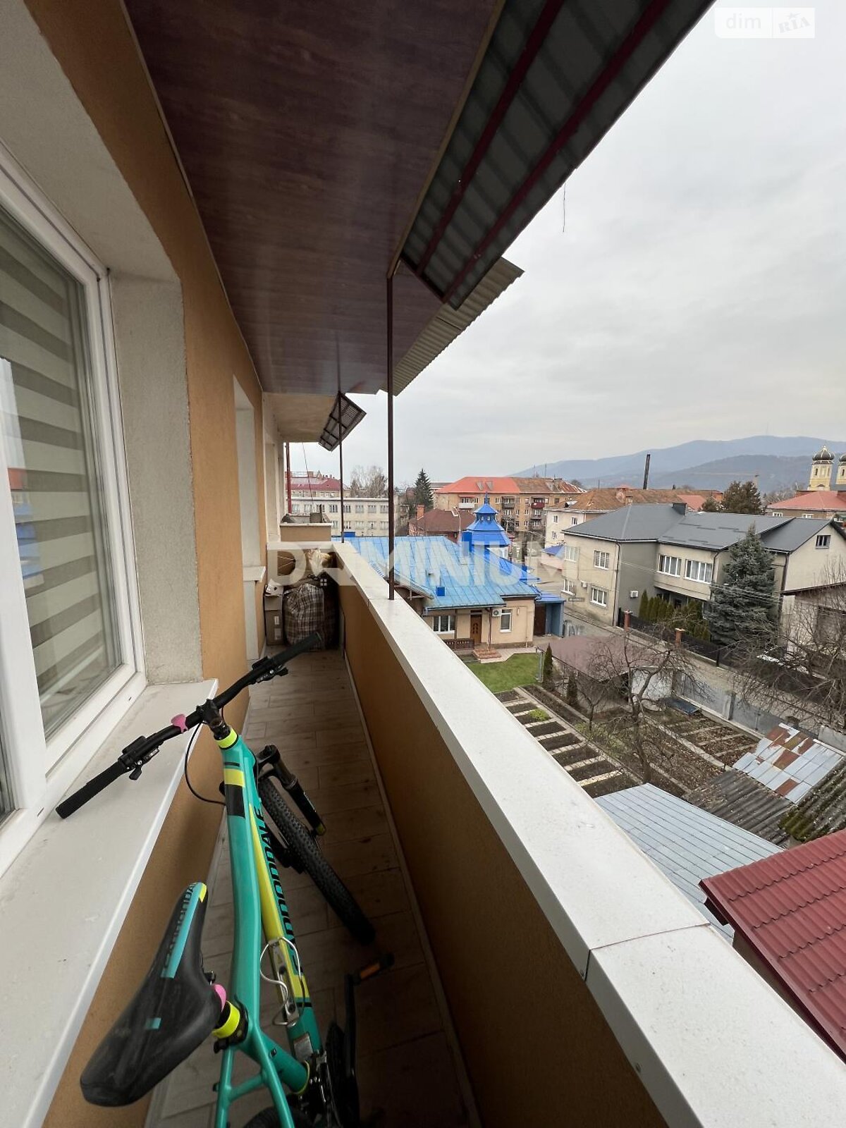 Продажа трехкомнатной квартиры в Хусте, на ул. Братьев Брайщаков 8, фото 1 Продажа трехкомнатной квартиры в Хусте, на ул. Братьев Брайщаков 8, фото 1