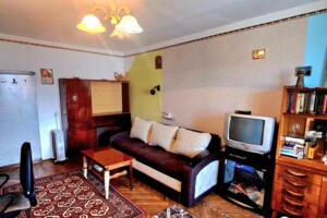 Продаж однокімнатної квартири в Хусті, на вул. Академіка Пирогова 27А, район Хуст фото 2