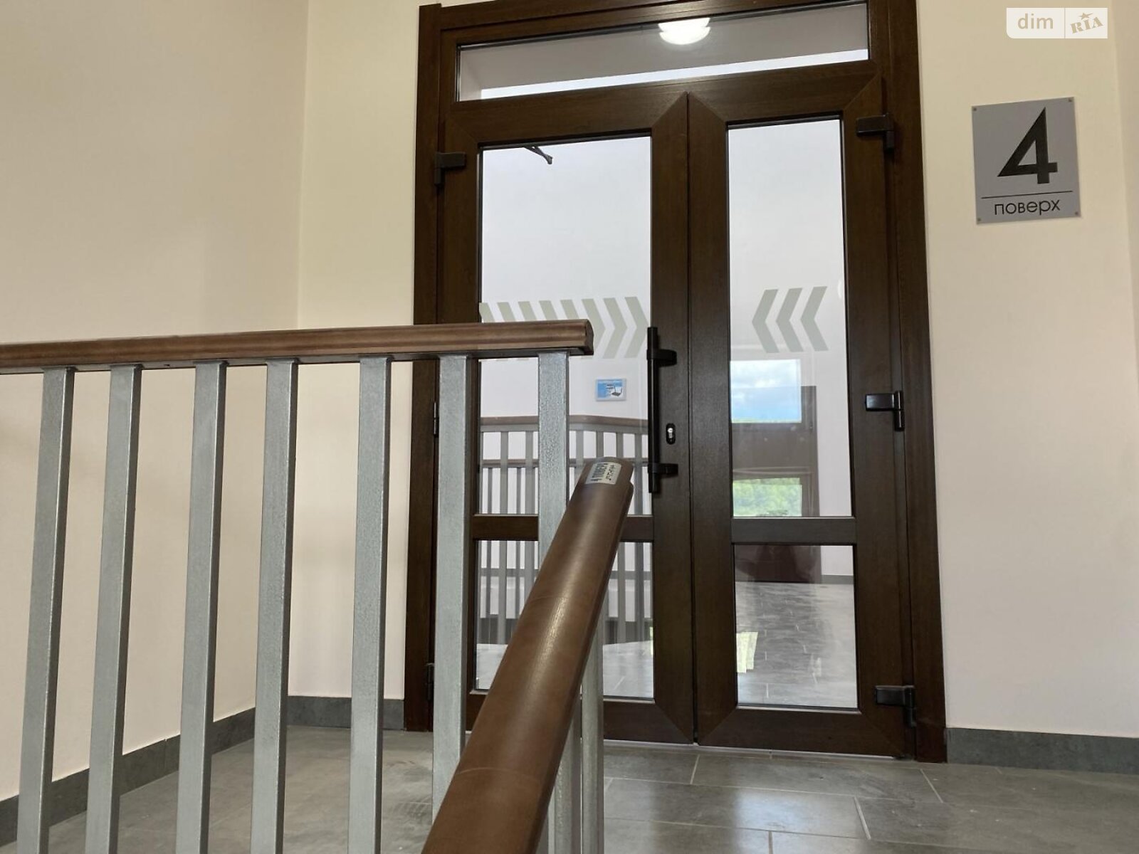 Продаж трикімнатної квартири в Хусті, на вул. Степана Бандери (Шкільна) 6, фото 1 Продаж трикімнатної квартири в Хусті, на вул. Степана Бандери (Шкільна) 6, фото 1