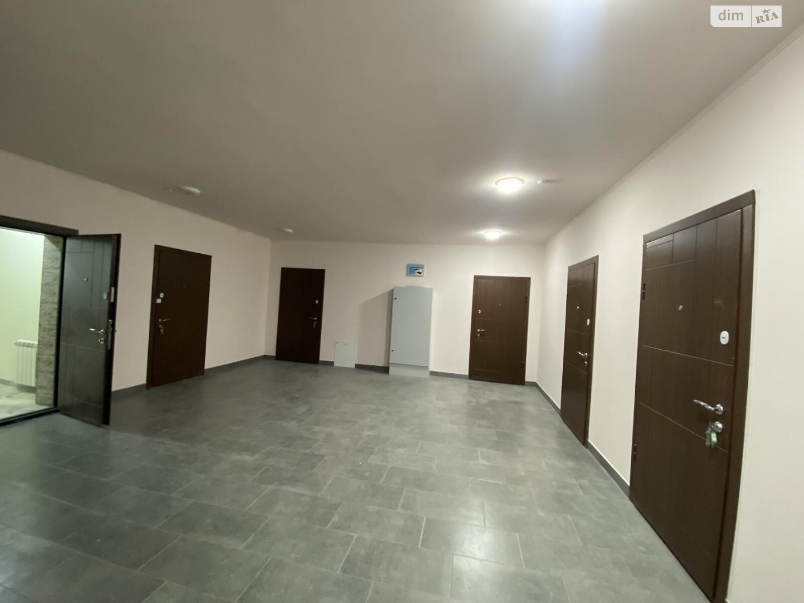 Продаж двокімнатної квартири в Хусті, на вул. Степана Бандери (Шкільна) 6, фото 1 Продаж двокімнатної квартири в Хусті, на вул. Степана Бандери (Шкільна) 6, фото 1