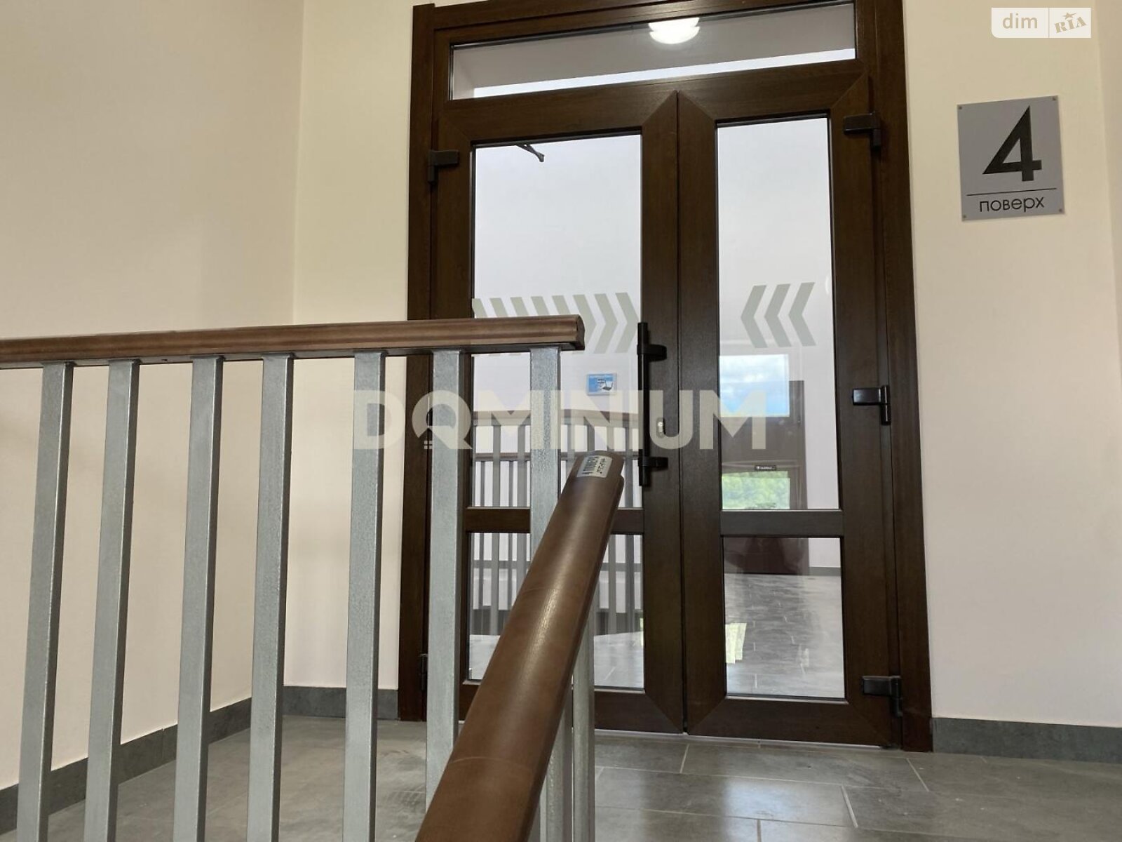 Продаж трикімнатної квартири в Хусті, на вул. Степана Бандери (Шкільна) 6, фото 1 Продаж трикімнатної квартири в Хусті, на вул. Степана Бандери (Шкільна) 6, фото 1