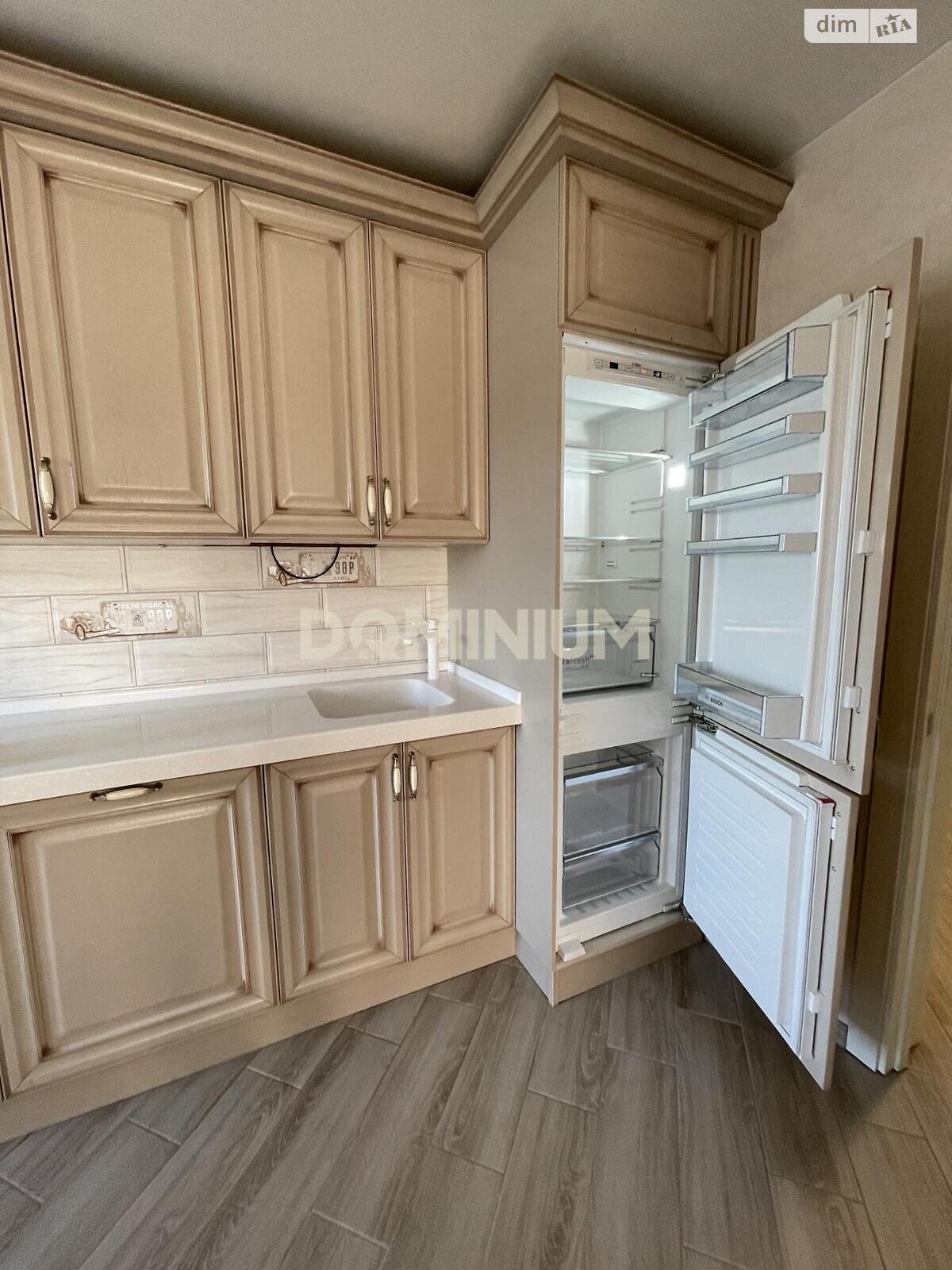 Продажа трехкомнатной квартиры в Хусте, на ул. Воеводы Петенька 1А, фото 1 Продажа трехкомнатной квартиры в Хусте, на ул. Воеводы Петенька 1А, фото 1