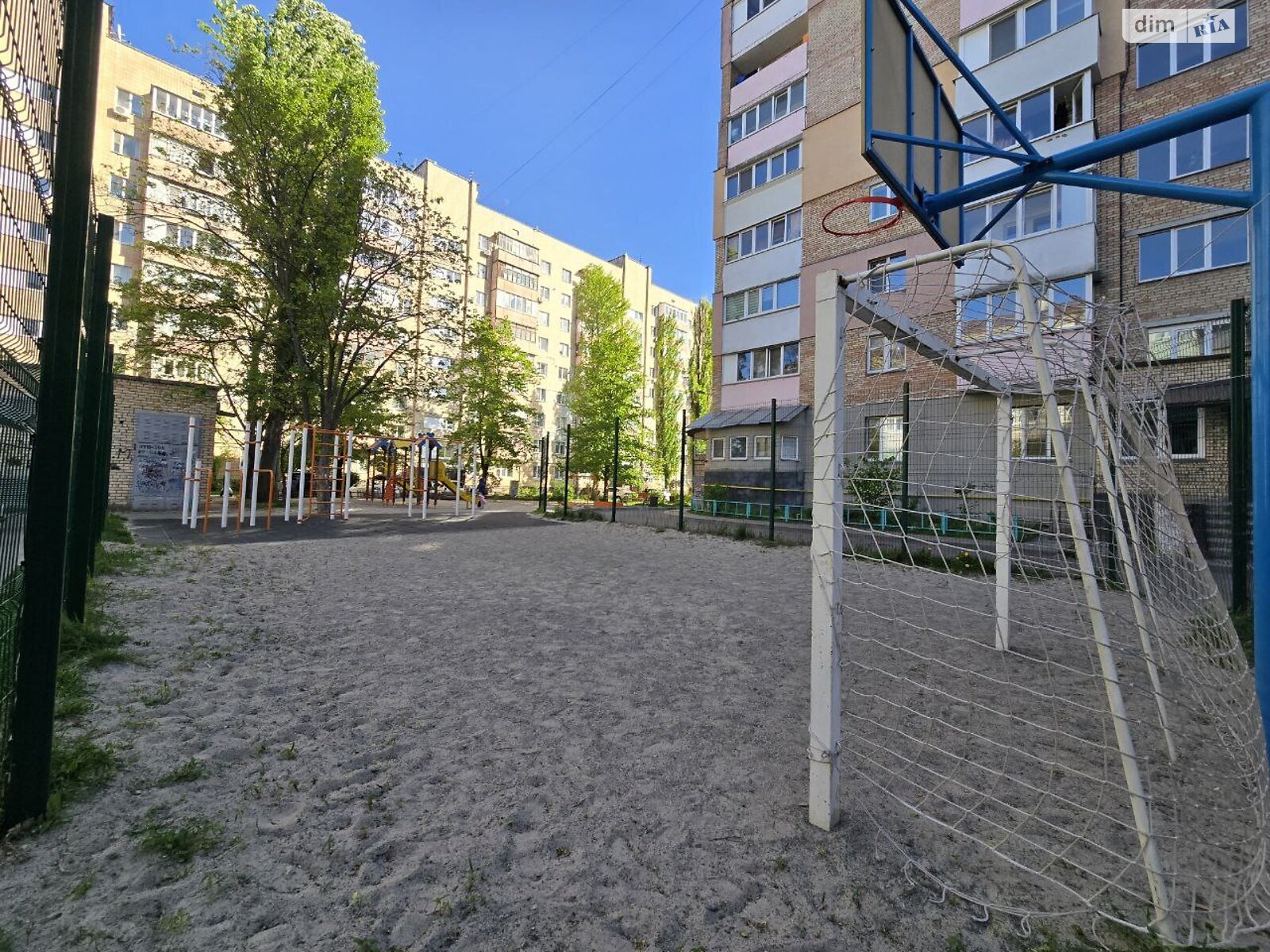 Продаж трикімнатної квартири в Ірпені, на вул. Авіаконструктора Антонова 8А, фото 1 Продаж трикімнатної квартири в Ірпені, на вул. Авіаконструктора Антонова 8А, фото 1