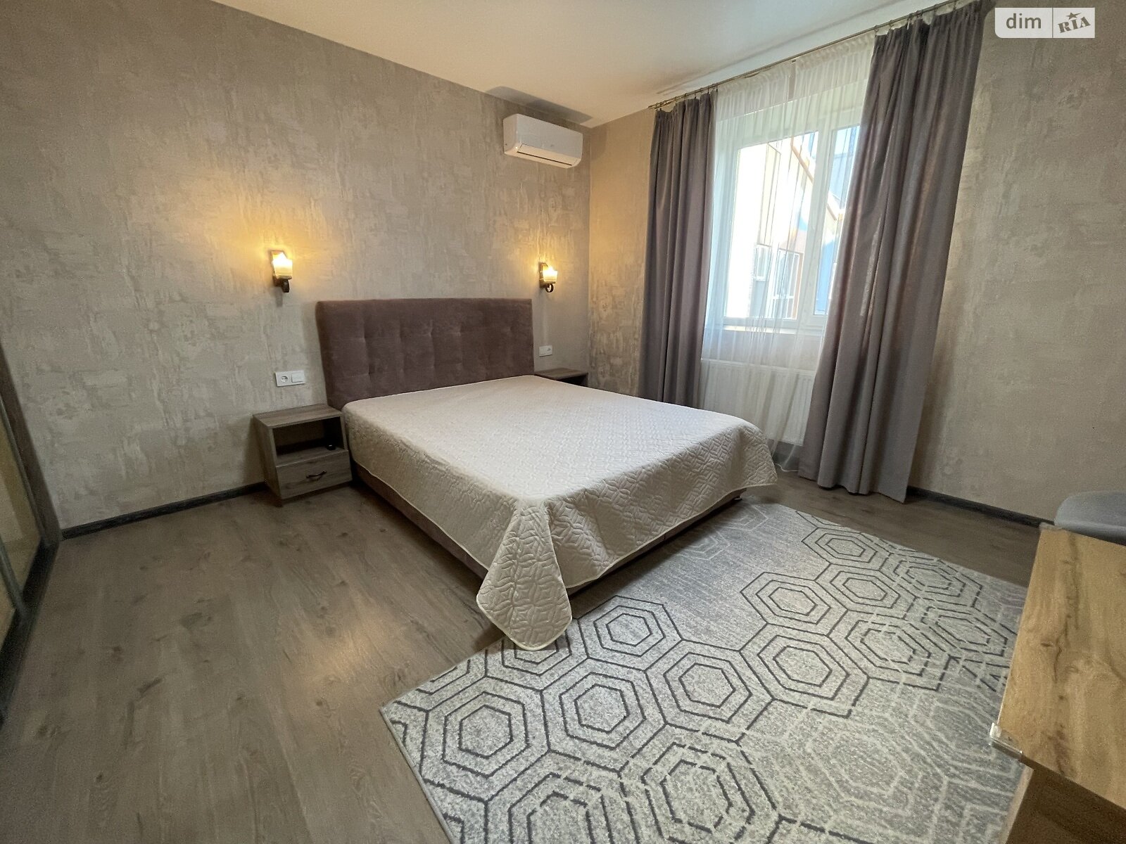 Продаж двокімнатної квартири в Ірпені, на вул. Дмитра Павличка 33, район Ірпінь фото 1 Продаж двокімнатної квартири в Ірпені, на вул. Дмитра Павличка 33, район Ірпінь фото 1