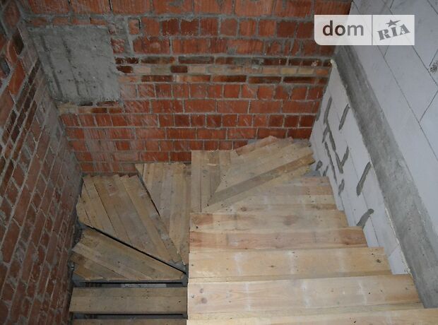 Продажа трехкомнатной квартиры в Ирпене, на ул. Достоевского, район Ирпень фото 1 Продажа трехкомнатной квартиры в Ирпене, на ул. Достоевского, район Ирпень фото 1