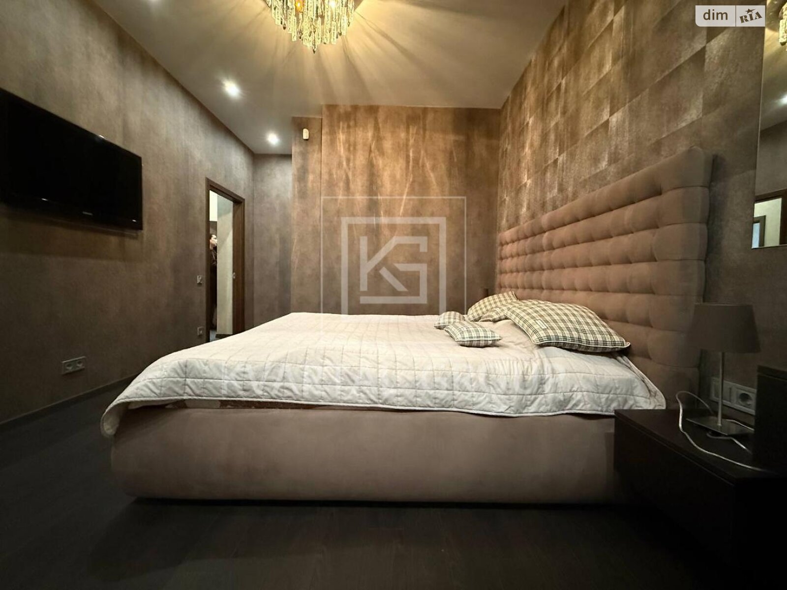 Продажа трехкомнатной квартиры в Ирпене, на ул. Григория Сковороды 3, район Ирпень фото 1