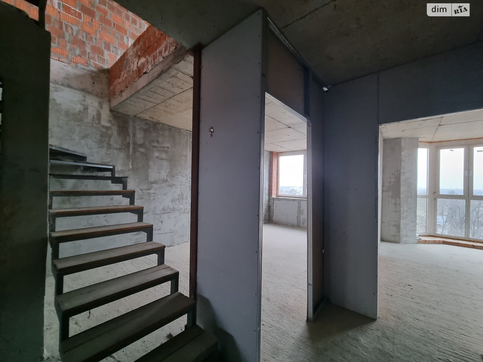 Продажа трехкомнатной квартиры в Ирпене, на ул. Киевская 64/68, кв. 32А, район Ирпень фото 1 Продажа трехкомнатной квартиры в Ирпене, на ул. Киевская 64/68, кв. 32А, район Ирпень фото 1