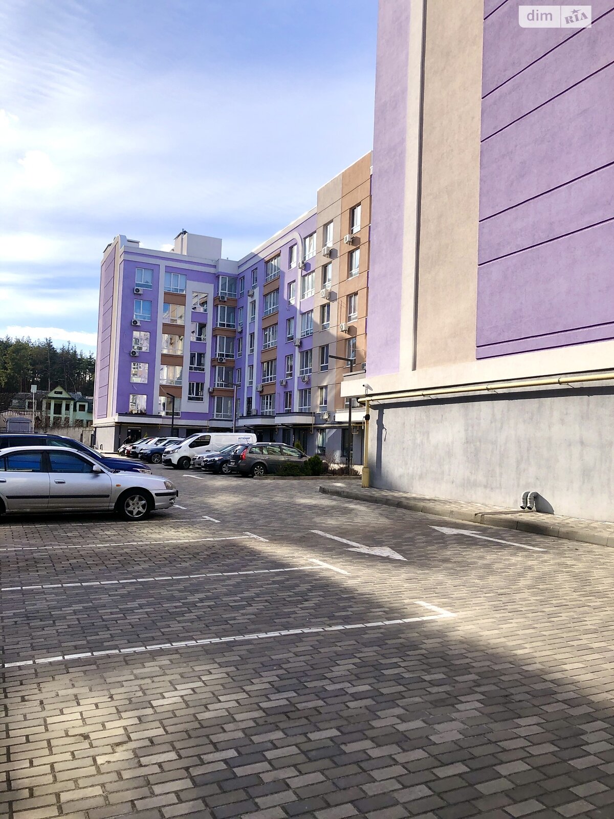 Продаж двокімнатної квартири в Ірпені, на вул. Літературна 11, район Ірпінь фото 1 Продаж двокімнатної квартири в Ірпені, на вул. Літературна 11, район Ірпінь фото 1