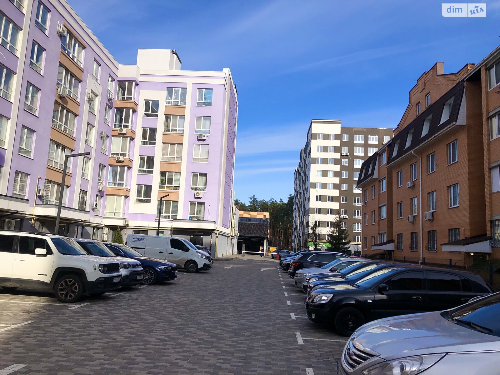 Продаж двокімнатної квартири в Ірпені, на вул. Літературна 11, район Ірпінь фото 1 Продаж двокімнатної квартири в Ірпені, на вул. Літературна 11, район Ірпінь фото 1