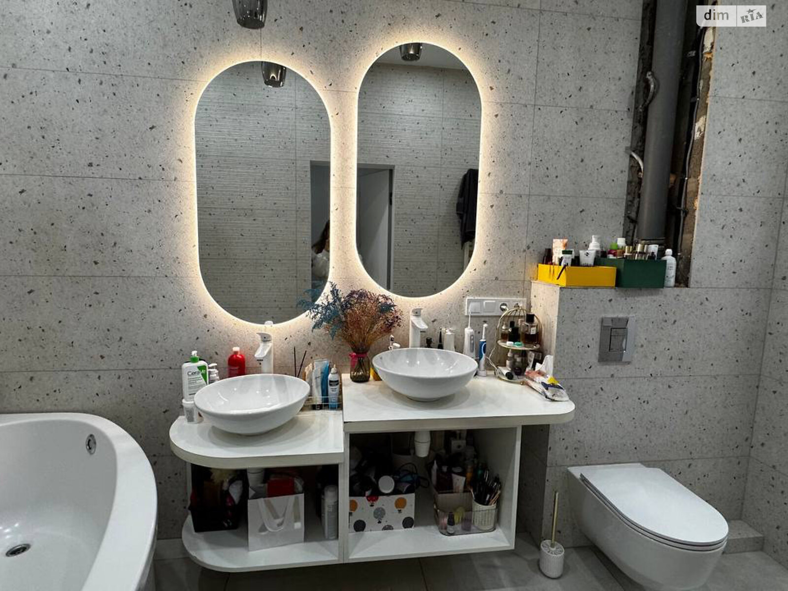 Продажа четырехкомнатной квартиры в Ирпене, на ул. Литературная 1В, район Ирпень фото 1