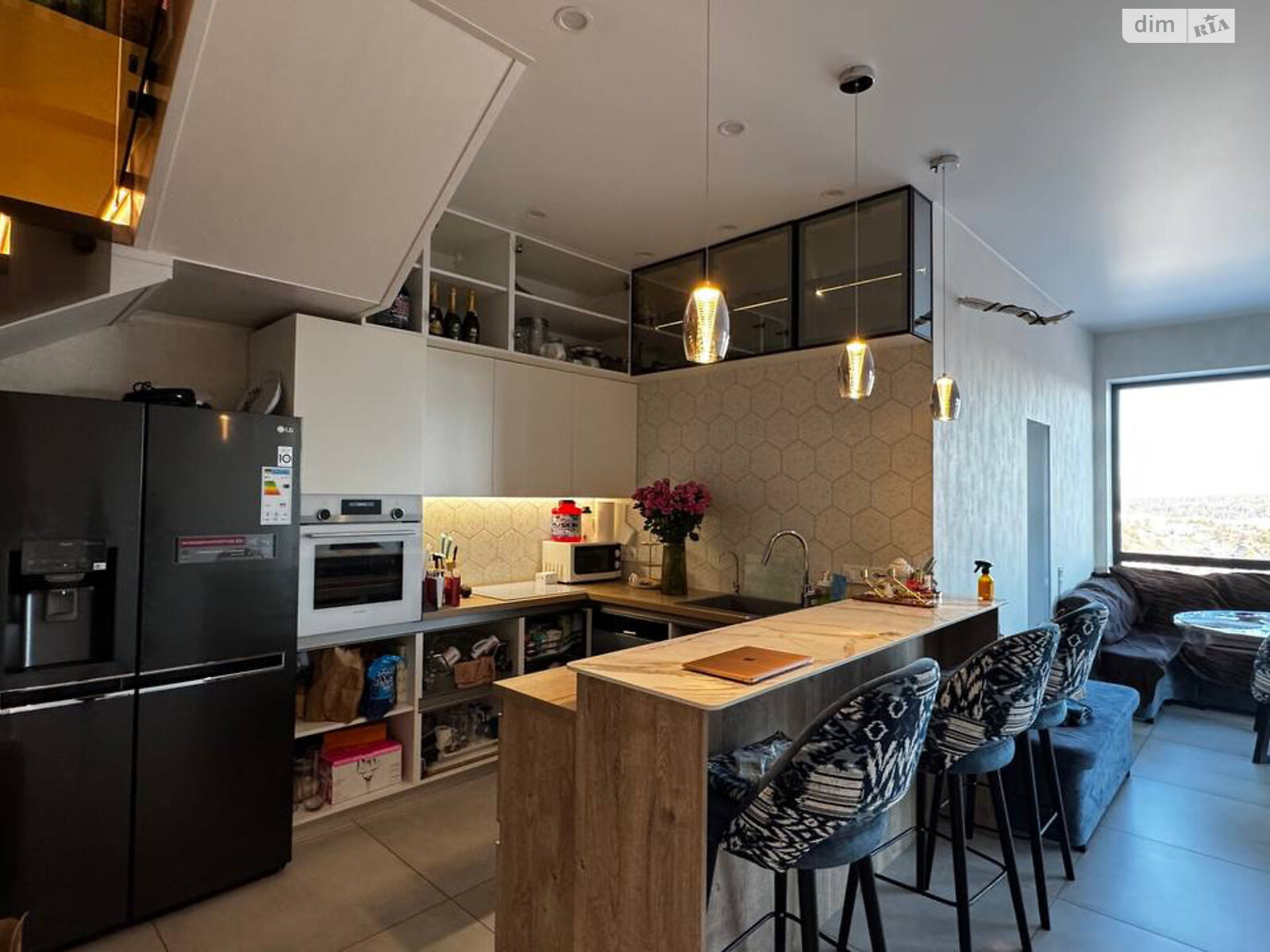 Продажа четырехкомнатной квартиры в Ирпене, на ул. Литературная 1В, район Ирпень фото 1