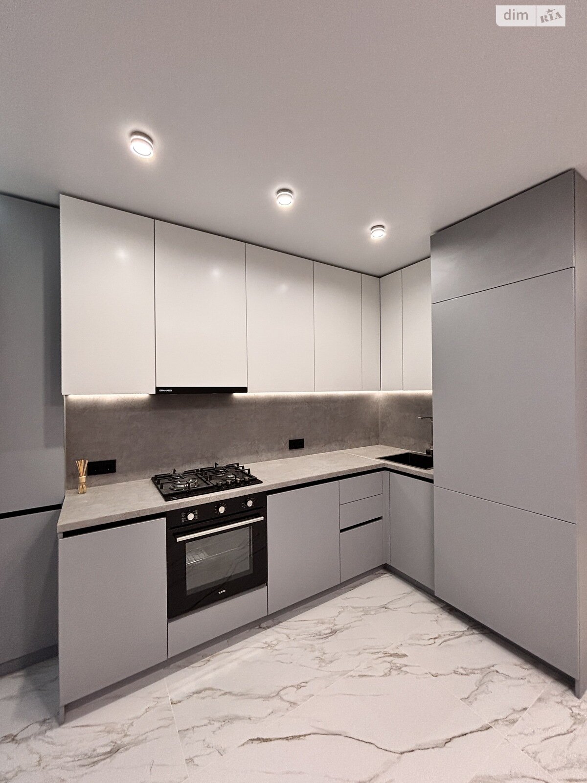 Продаж двокімнатної квартири в Ірпені, на вул. Матвія Донцова 24, район Ірпінь фото 1 Продаж двокімнатної квартири в Ірпені, на вул. Матвія Донцова 24, район Ірпінь фото 1