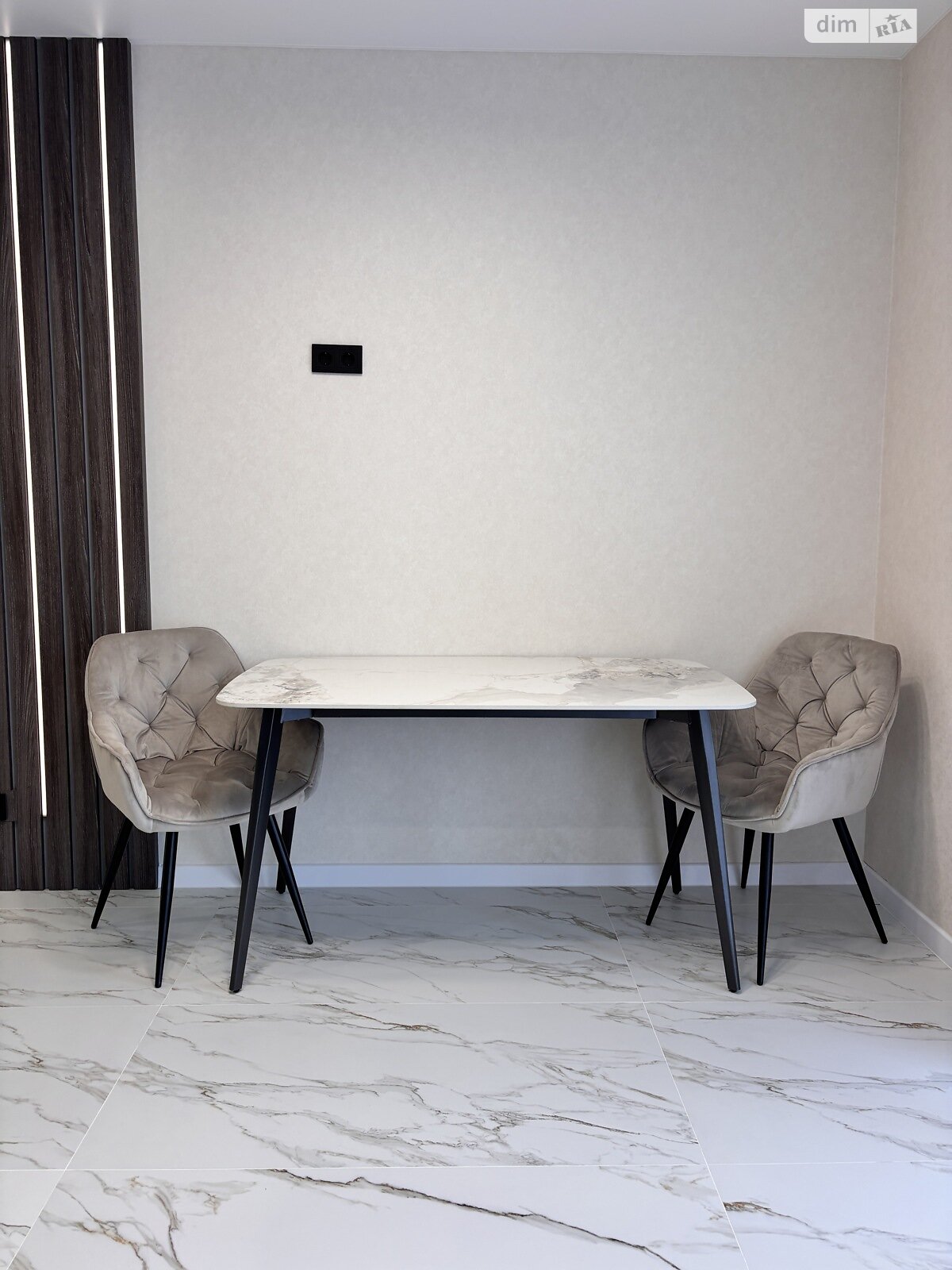 Продаж двокімнатної квартири в Ірпені, на вул. Матвія Донцова 24, район Ірпінь фото 1 Продаж двокімнатної квартири в Ірпені, на вул. Матвія Донцова 24, район Ірпінь фото 1