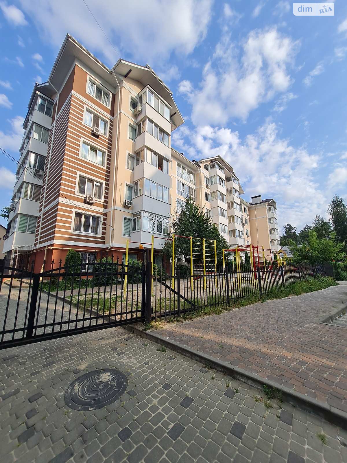 Продаж двокімнатної квартири в Ірпені, на вул. Мечникова 103, район Ірпінь фото 1 Продаж двокімнатної квартири в Ірпені, на вул. Мечникова 103, район Ірпінь фото 1