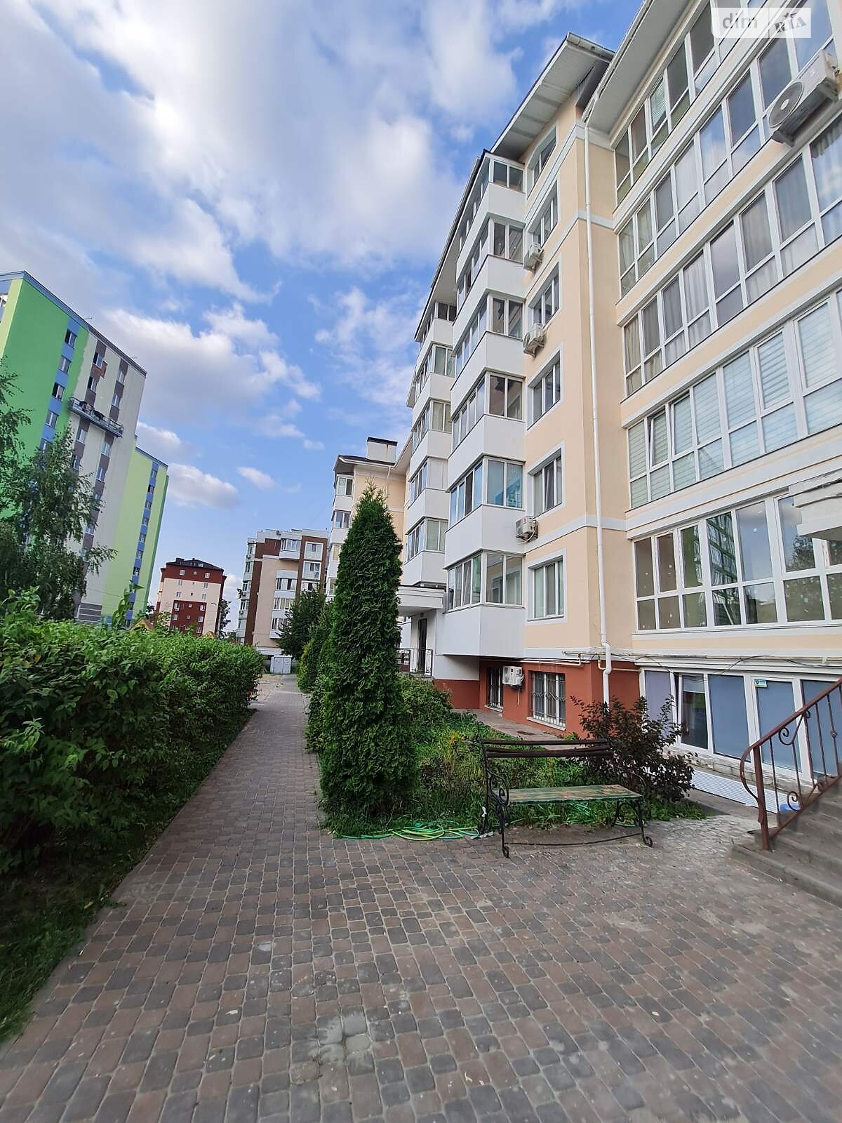 Продаж двокімнатної квартири в Ірпені, на вул. Мечникова 103, район Ірпінь фото 1 Продаж двокімнатної квартири в Ірпені, на вул. Мечникова 103, район Ірпінь фото 1