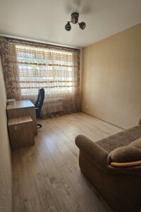 Продаж двокімнатної квартири в Ірпені, на вул. Миколи Сингаївського 8З, кв. 2, район Ірпінь фото 2