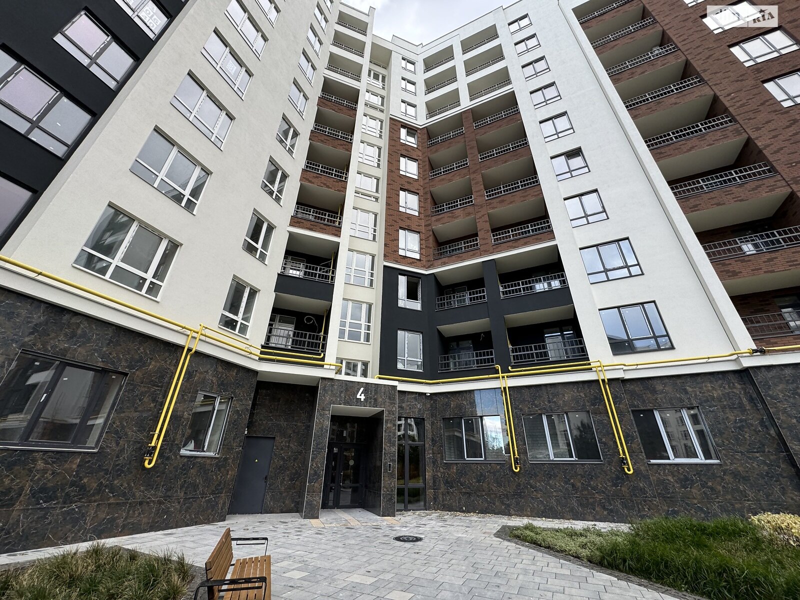 Продажа трехкомнатной квартиры в Ирпене, на ул. Ольги Кобылянской 1В/5, район Ирпень фото 1 Продажа трехкомнатной квартиры в Ирпене, на ул. Ольги Кобылянской 1В/5, район Ирпень фото 1