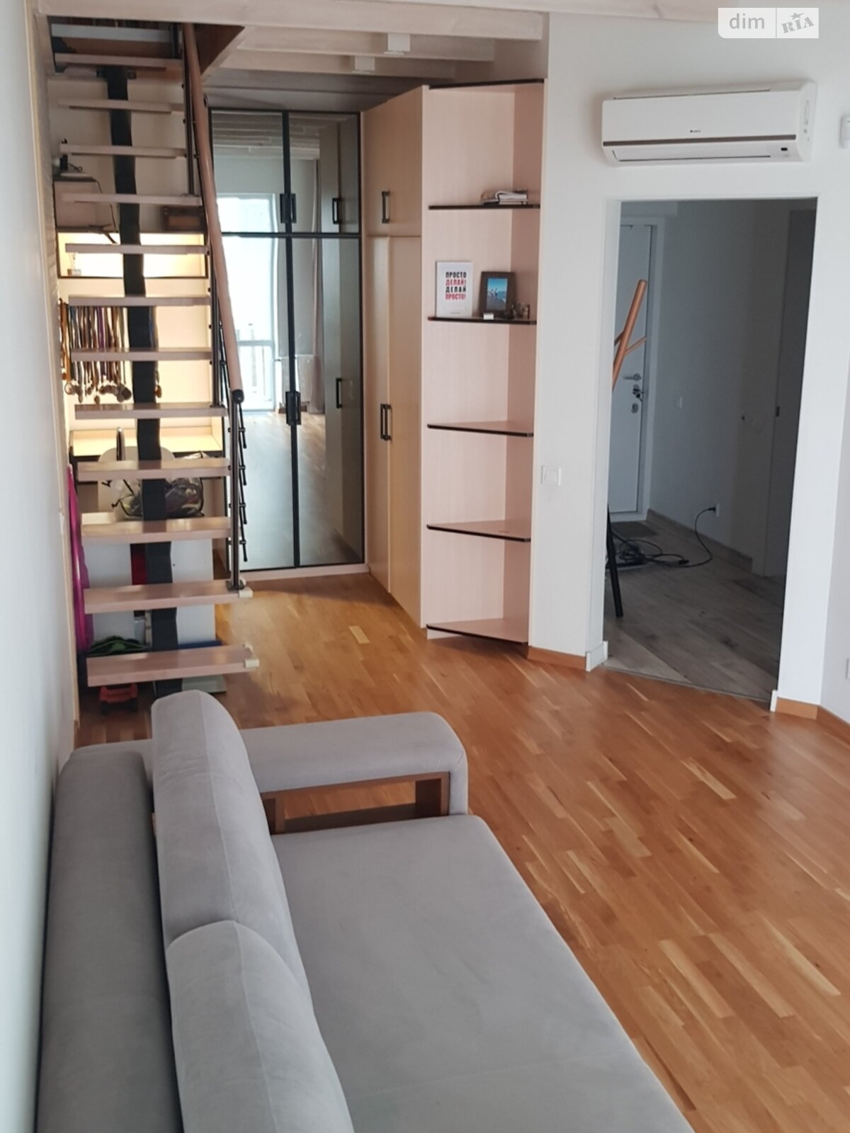 Продаж двокімнатної квартири в Ірпені, на вул. Покровська 9, район Ірпінь фото 1 Продаж двокімнатної квартири в Ірпені, на вул. Покровська 9, район Ірпінь фото 1