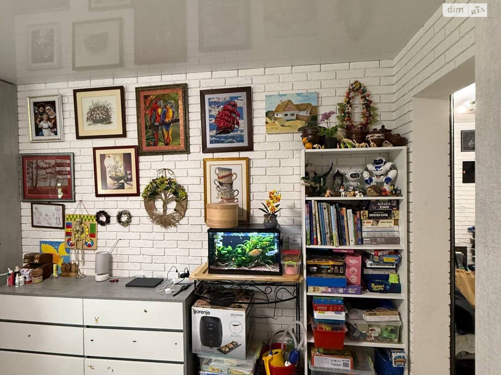 Продаж двокімнатної квартири в Ірпені, на вул. Джерельна, район Ірпінь фото 1 Продаж двокімнатної квартири в Ірпені, на вул. Джерельна, район Ірпінь фото 1