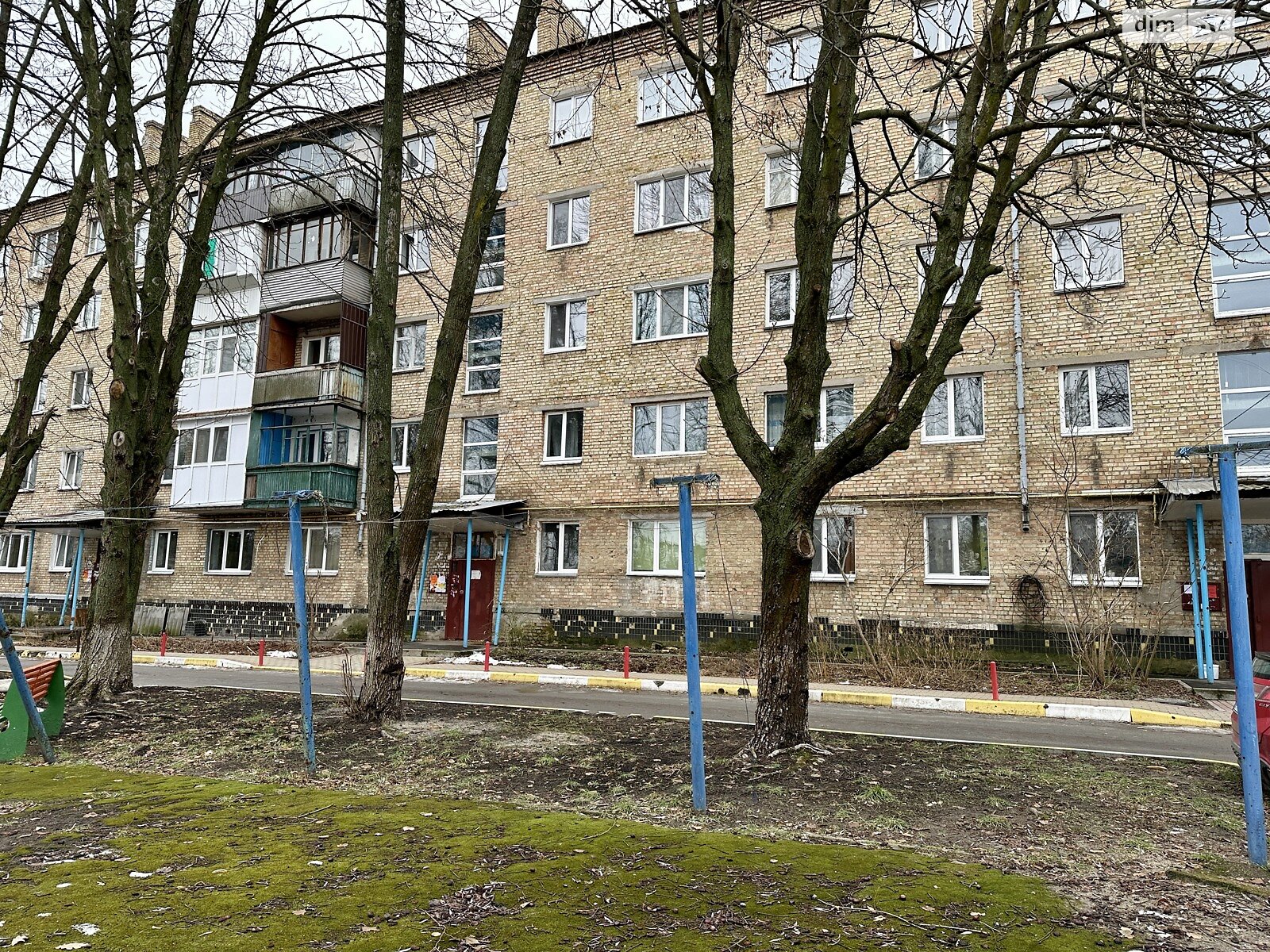Продаж трикімнатної квартири в Ірпені, на вул. Садова 65Б, район Ірпінь фото 1