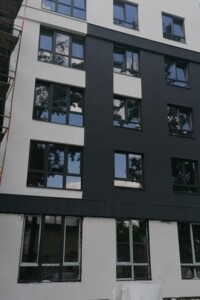 Продаж однокімнатної квартири в Ірпені, на вул. Северинівська 131А, район Ірпінь фото 2
